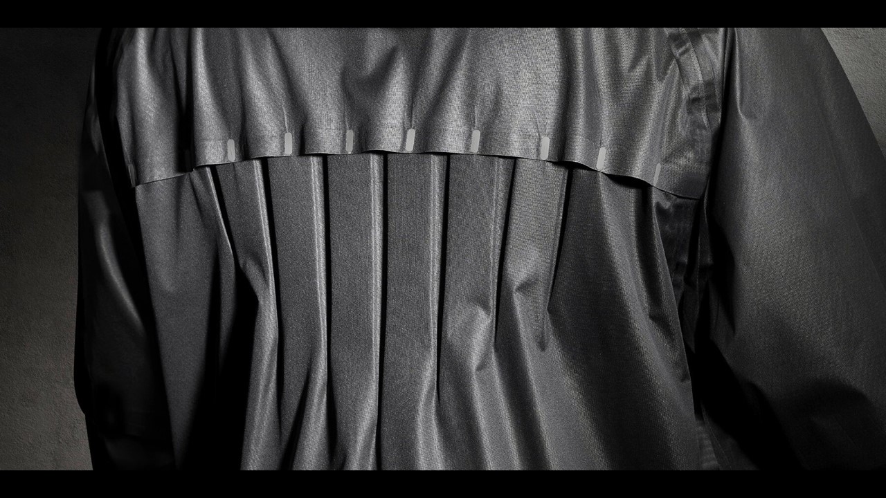 Nike lança jaqueta para corredores com tecnologia de transpiração