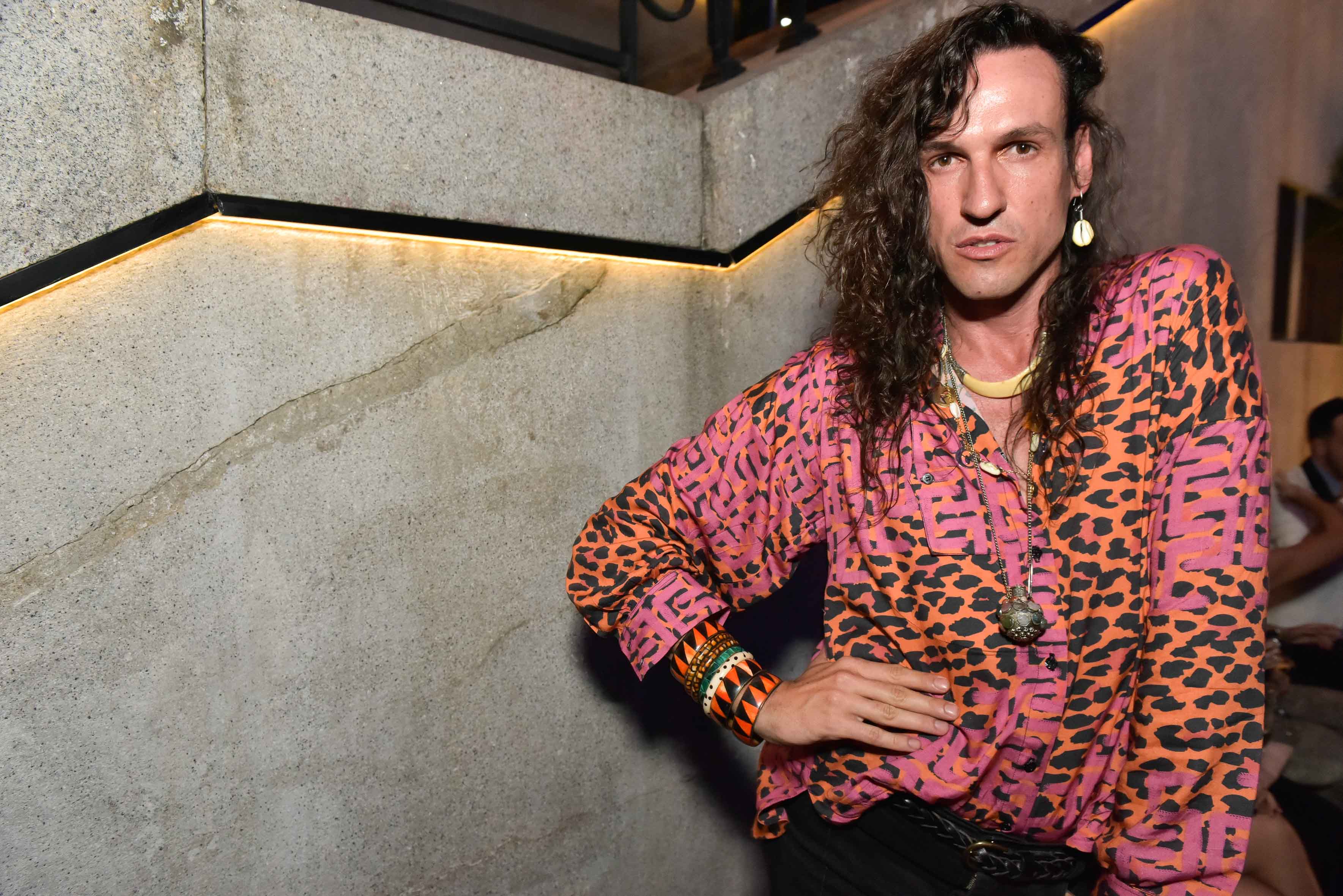 Troc anuncia Dudu Bertholini como diretor criativo e se une à Arezzo&Co.