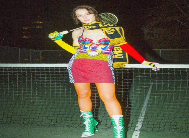 A pegada esportiva é frequente em suas coleções