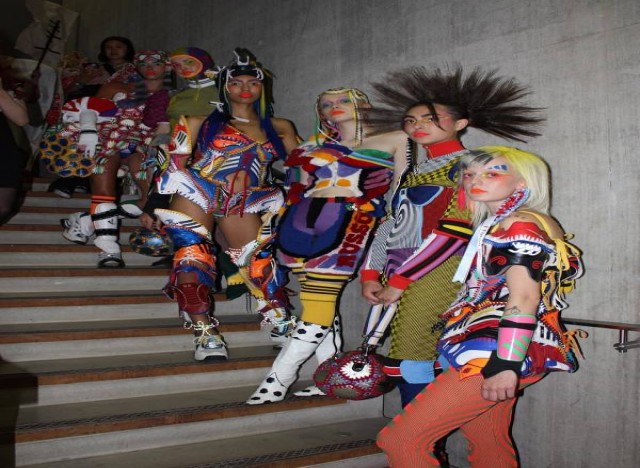 Compilados da designer parecem ter saído de um futuro distópico