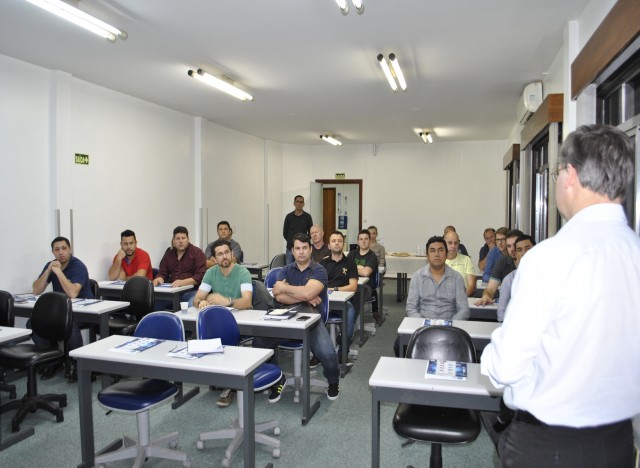 Presidente do IBTeC, Paulo Griebeler faz a saudação inicial aos participantes