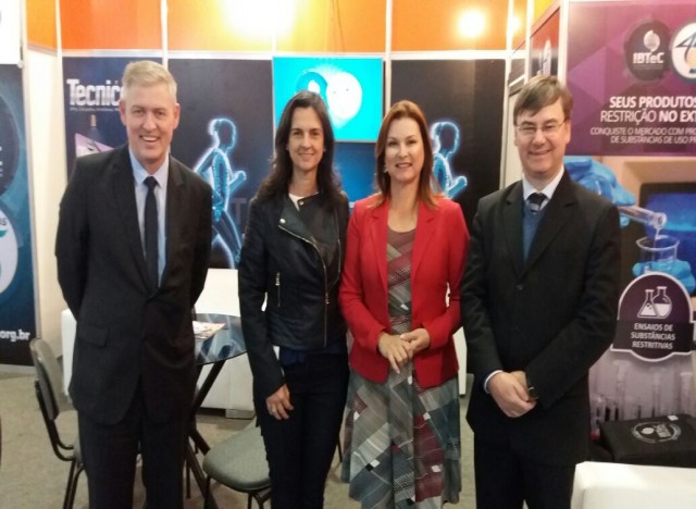 Marco Aurélio Kirsch (ACI-NH/CB/EV), Secretária de Desenvolvimento Econômico de NH - Paraskevi Bessa-Rodrigues, Fátima Daudt (Prefeita de NH) e Paulo Griebeler (Presidente Executivo IBTeC)