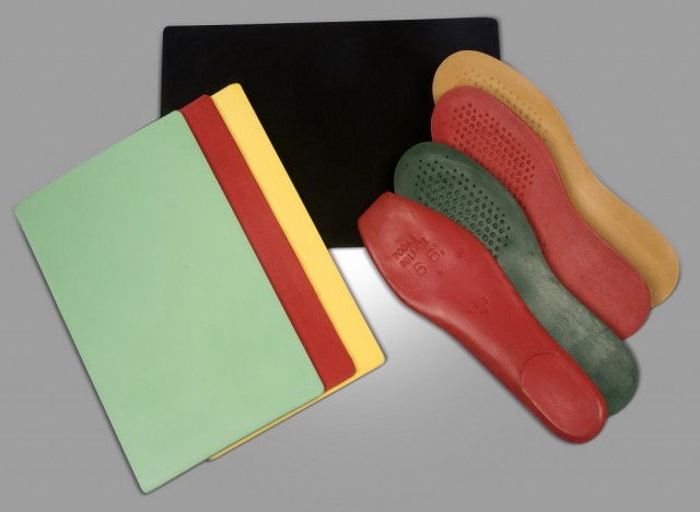 Palmilhas e placas injetadas de Pu