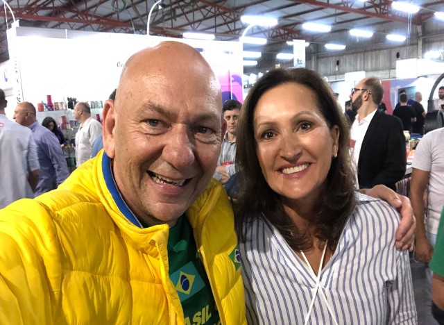 Luciano Hang (Ceo da Havan) e Karin Becker (IBTeC)