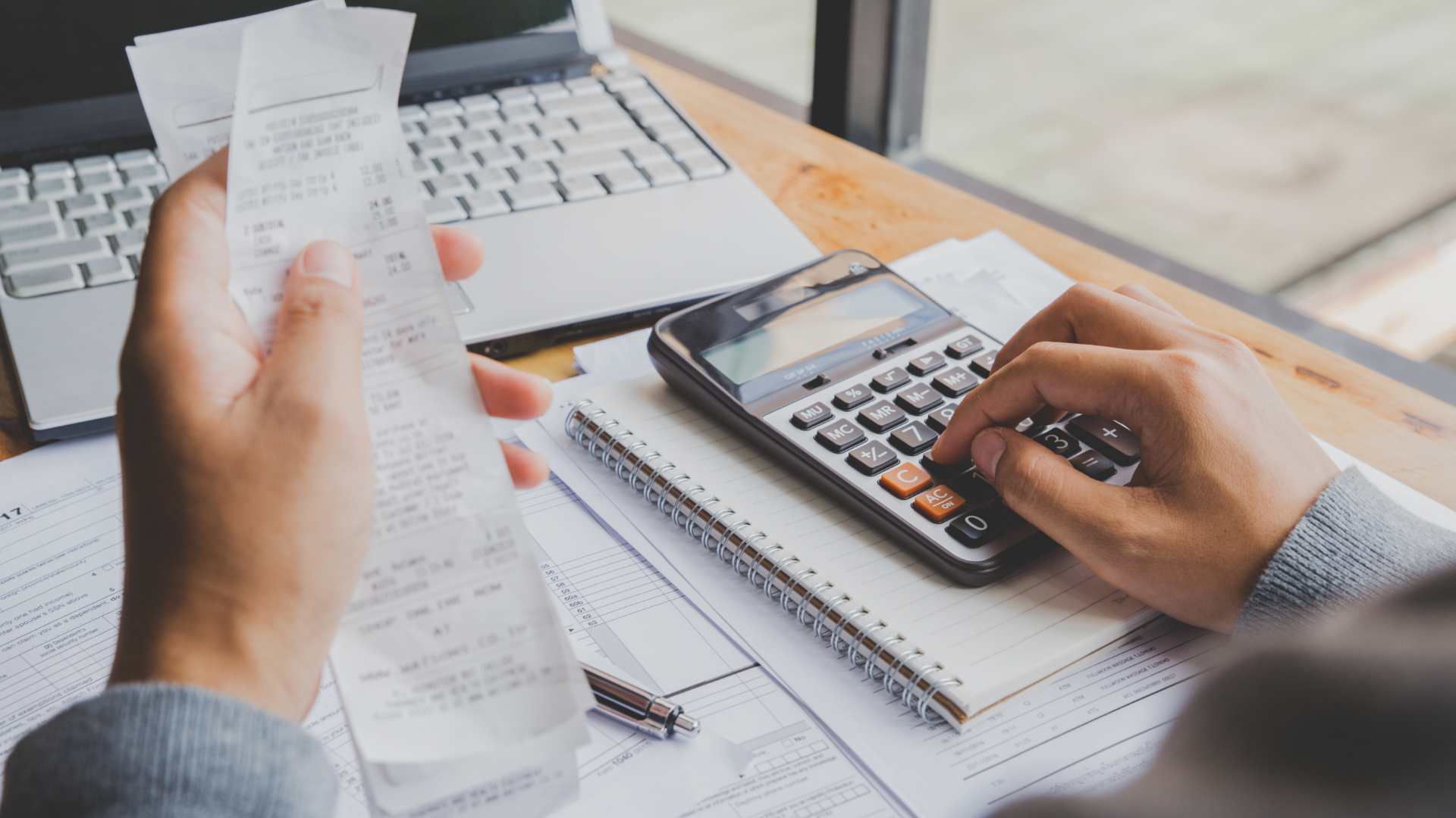 Inadimplência das micro e pequenas empresas cai 0,4% em maio