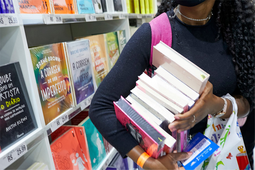 Obra sobre Direito da Moda será lançado na 26ª Bienal Internacional do Livro