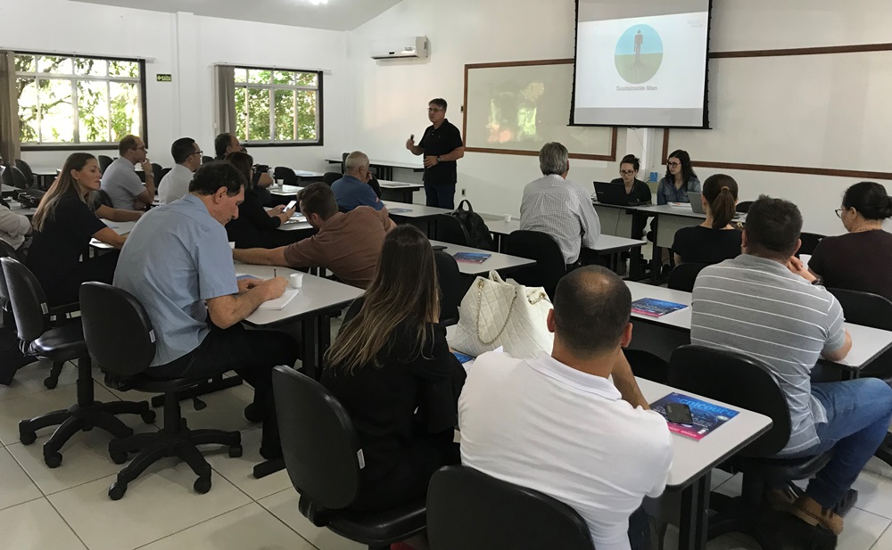 CERTIFICAÇÃO DE SUSTENTABILIDADE DO COURO BRASILEIRO: NORMAS TÉCNICAS EM ANÁLISE