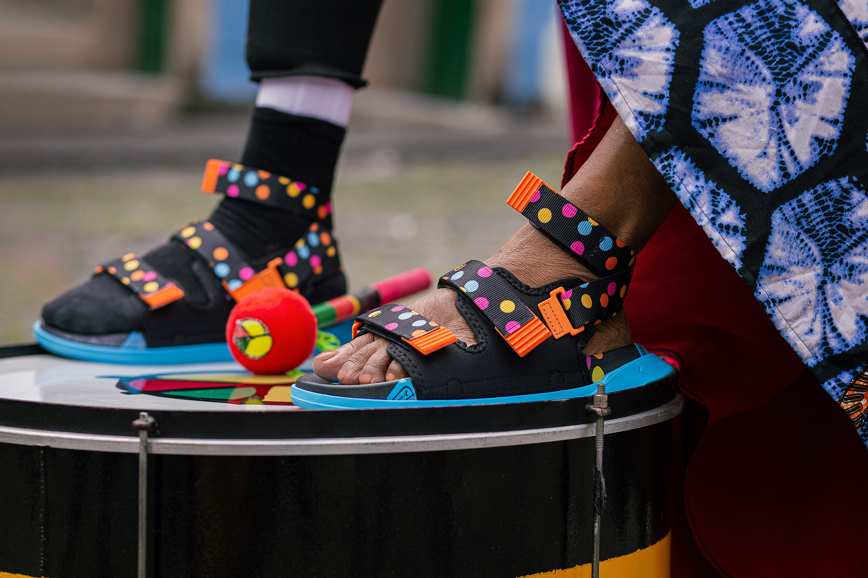 Rider anuncia parceria com a banda Olodum