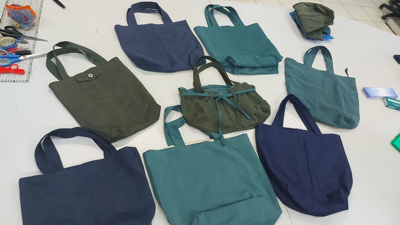 Vivo transforma uniformes em ecobags
