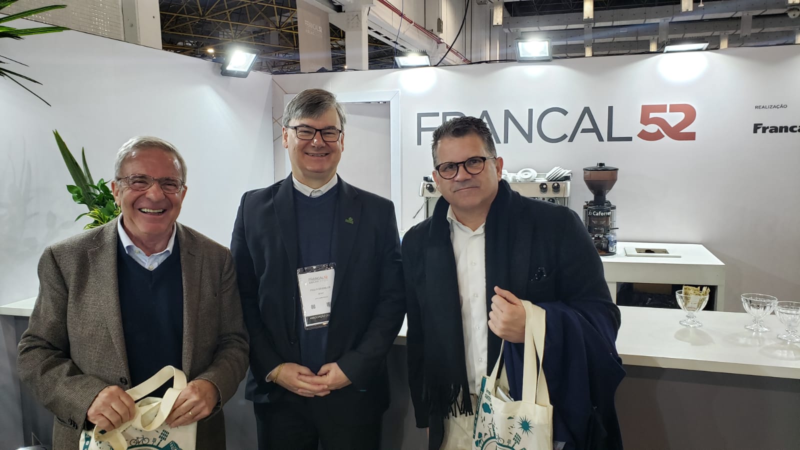 Em clima de otimismo, IBTeC prestigia a Francal e divulga a programação que celebra os 50 anos da entidade