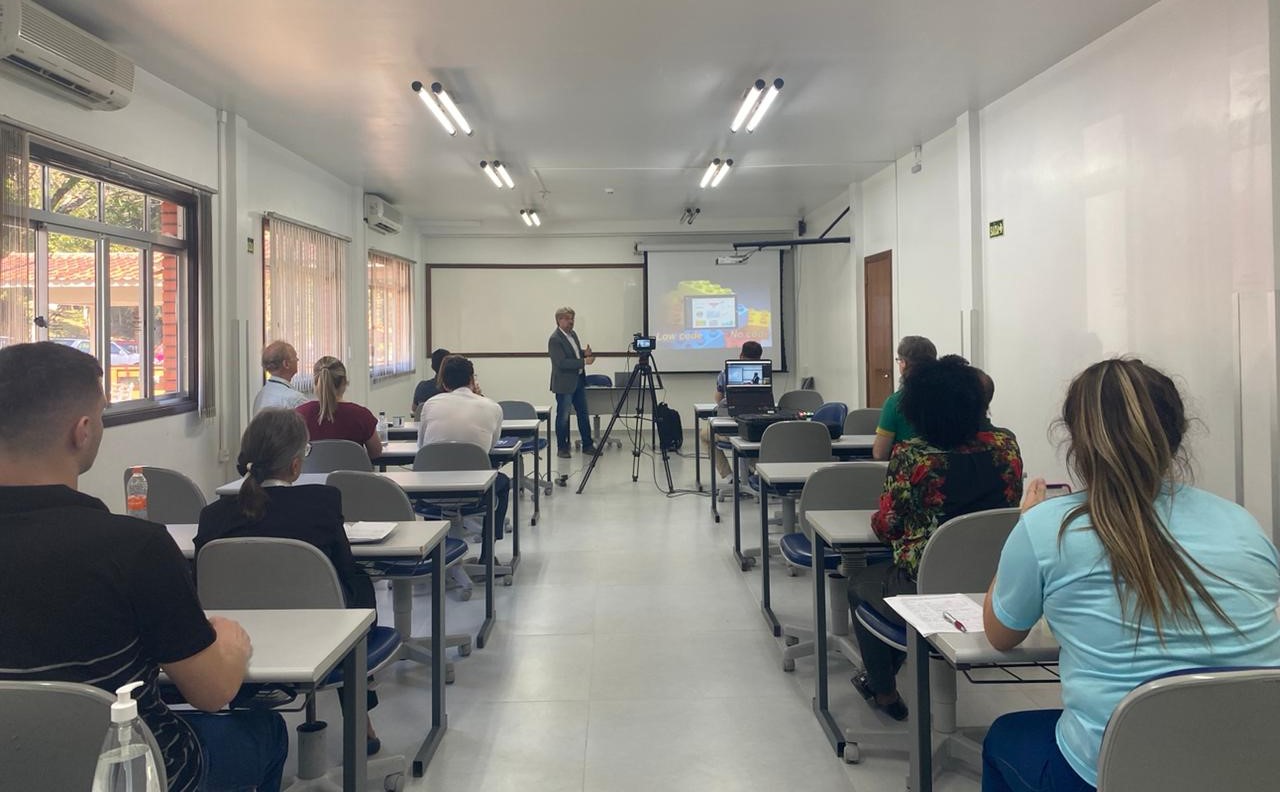 Professor da FGV projeta futuro do mundo corporativo a partir da transformação digital