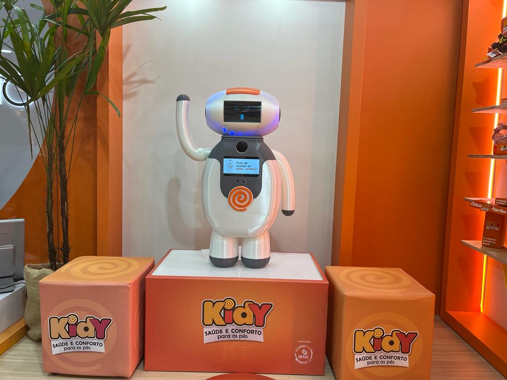KIDY TEM O 1º ROBÔ DE INTELIGÊNCIA ARTIFICAL DE AVALIAÇÃO DE PISADA DINÂMICA DO MUNDO