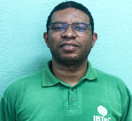 ADEMIR DE VARGA – Coordenador Técnico da Unidade de Materiais do IBTeC